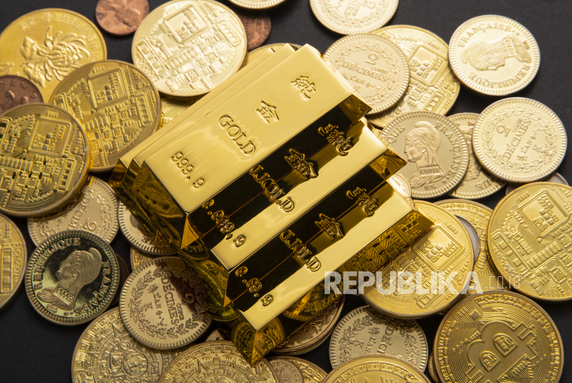 Baznas Revisi Acuan Zakat Penghasilan ke Emas 14 Karat, Ini Alasannya