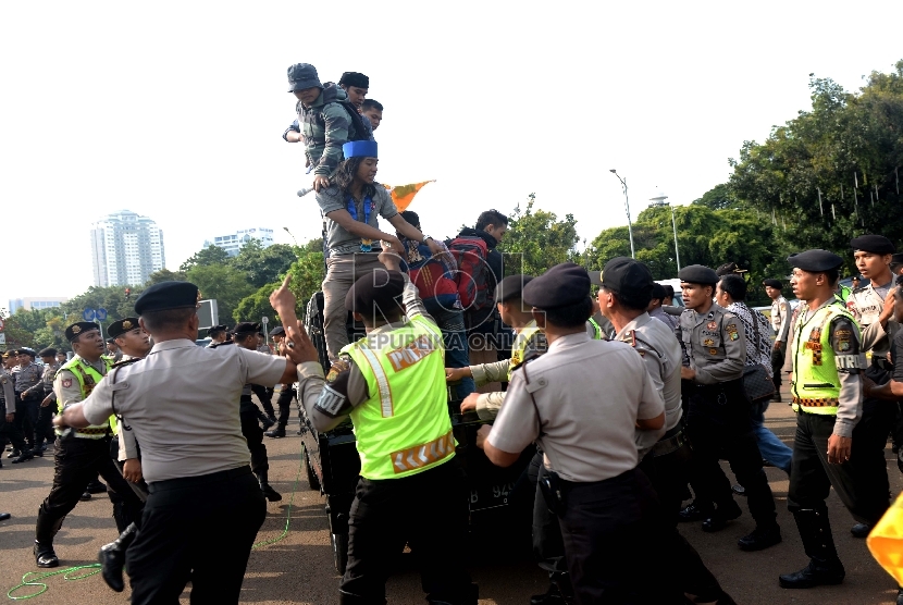 Aksi Demo PMII (19-Oktober-2015)