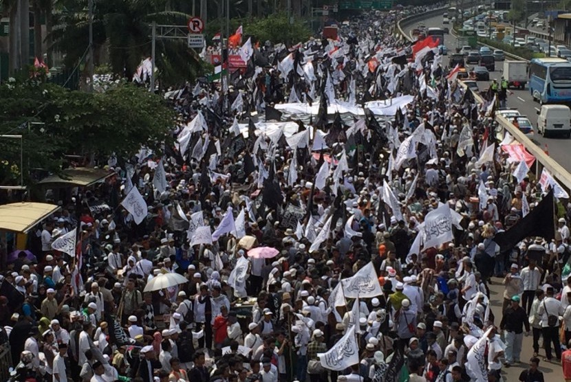Peserta Demo 299 Teriakkan Seruan Khilafah