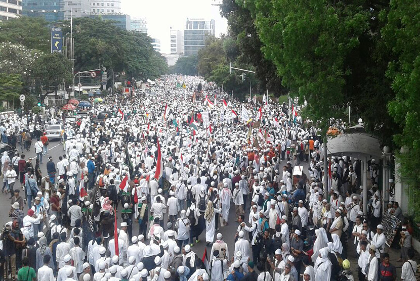 wimar-witoelar-nilai-ahok-tidak-menistakan-agama