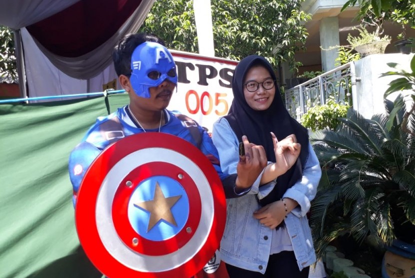 Kaum Milenial dan Emak-Emak Bingung Nyoblos Pileg