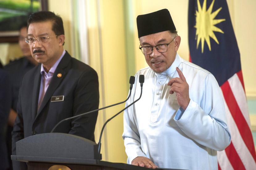 pm-malaysia-pastikan-lgbt-dan-komunis-tak-akan-pernah-diakui