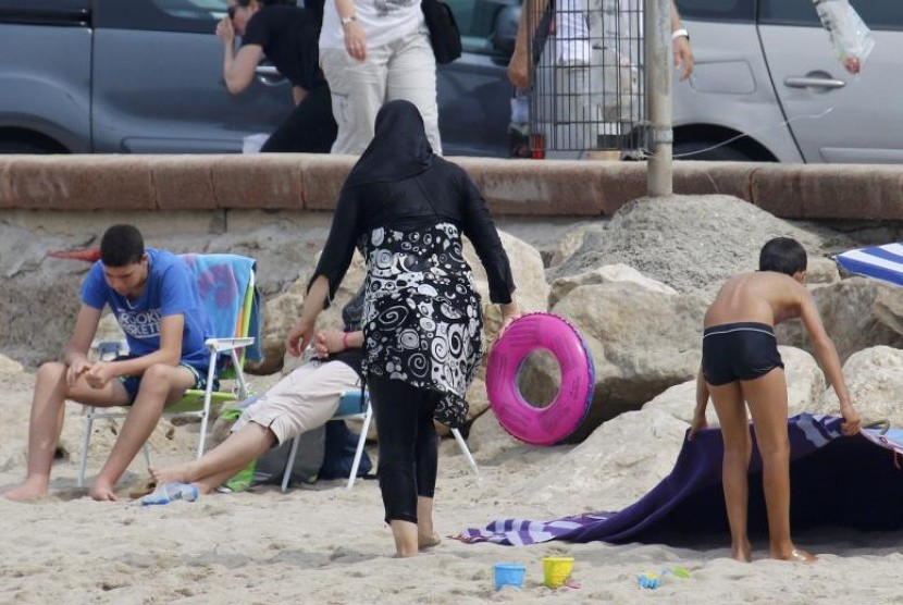 Pengadilan Tinggi Prancis Mencabut Larangan Burkini