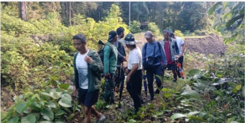 TNI AD Tangkap Enam WNA Cina tanpa Paspor di Pedalaman Papua