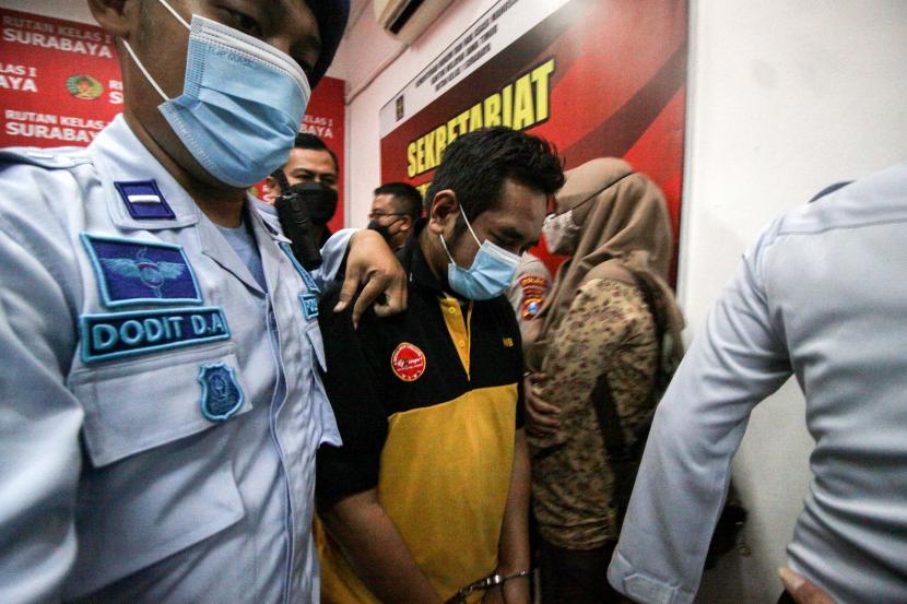 Mengapa Jokowi Minta Pencabutan Izin Ponpes Shiddiqiyyah Jombang Dibatalkan?