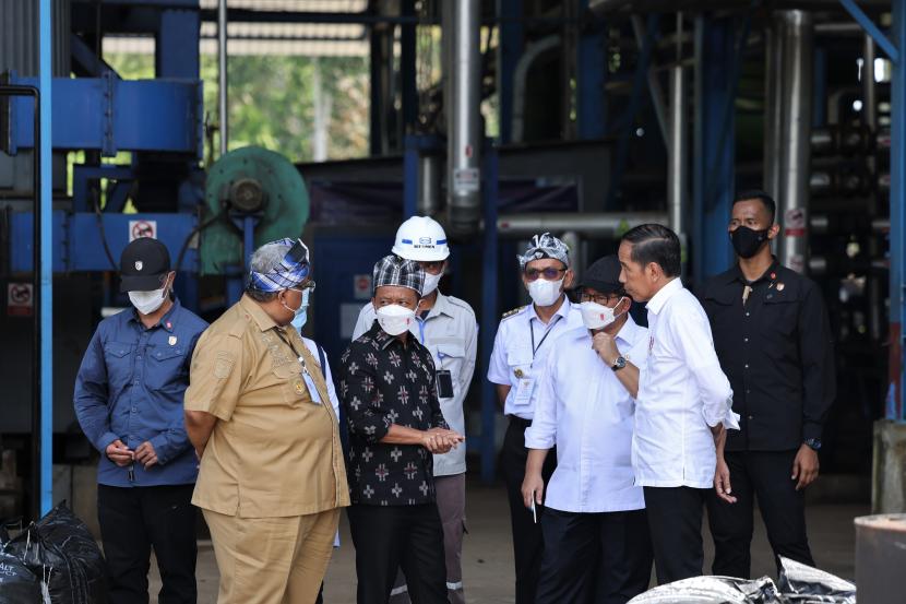 Jokowi Kesal Indonesia Masih Impor Aspal