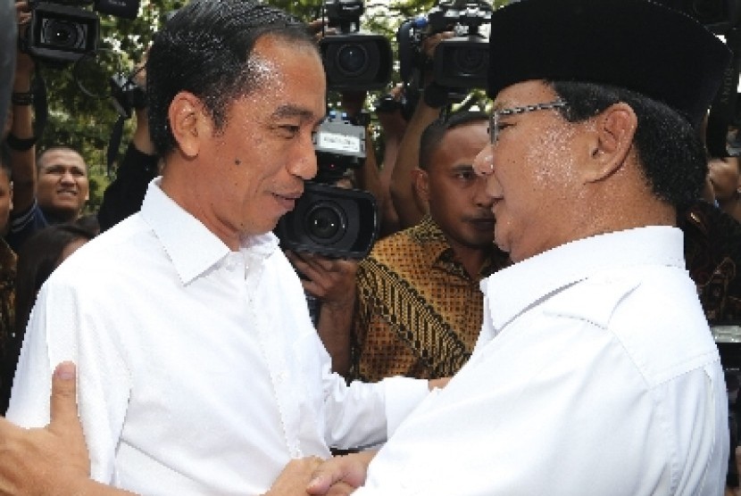 Mengapa Jokowi Lebih Memilih Bertemu Prabowo daripada SBY?