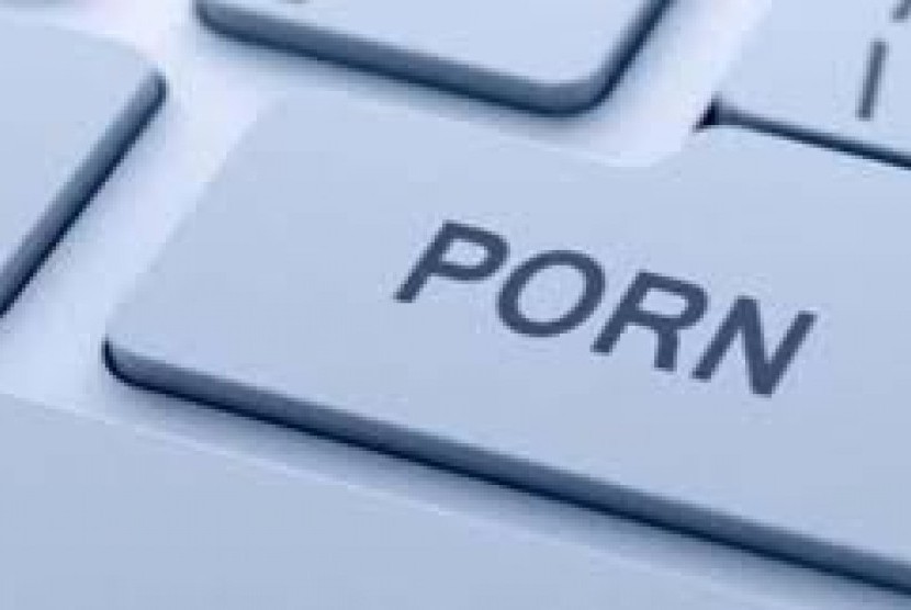polisi-duga-ada-99-korban-prostitusi-gay-online