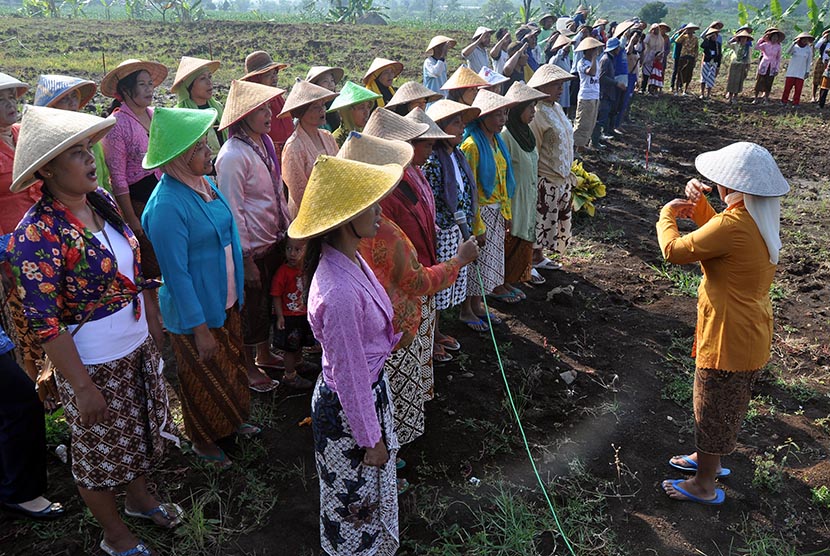 70 Tahun Indonesia Merdeka : Mengibarkan Merah Putih tak harus di Lapangan Upacara