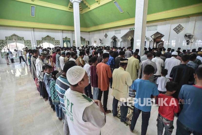 Inul Ikhlaskan Karaoke Rugi Miliaran karena Gempa Palu (ngurangi maksiat)