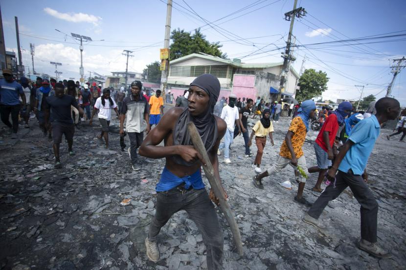taiwan-belikan-haiti-rompi-antipeluru