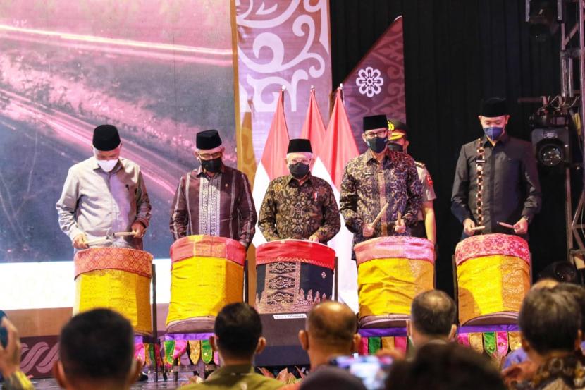 Wapres Optimistis Konversi Bank Nagari Bisa Sukses Seperti Aceh dan NTB