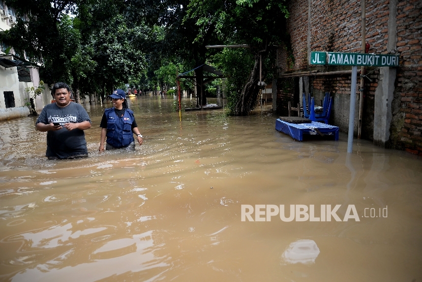 Warga: Katanya Ciliwung Dinormalisasi, Tapi Banjir Makin Sering