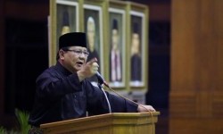 satu-tahun-jokowi-jk-prabowo-lebih-populer