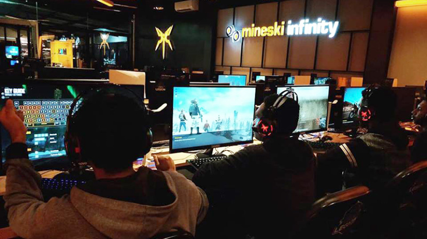 5 Rekomendasi Internet Café di Jakarta