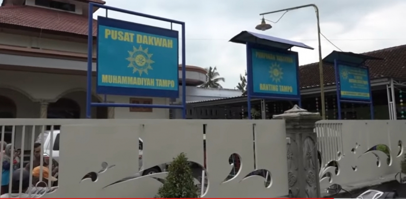 Warga Robohkan Plang Muhammadiyah dan 'Aisyiyah di Banyuwangi, Alasannya