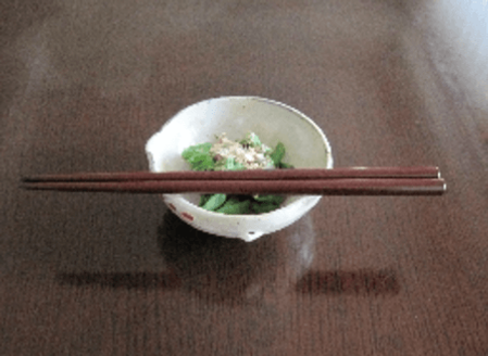 Hati Hati! Ada Aturan Juga Untuk Pemakaian Sumpit.