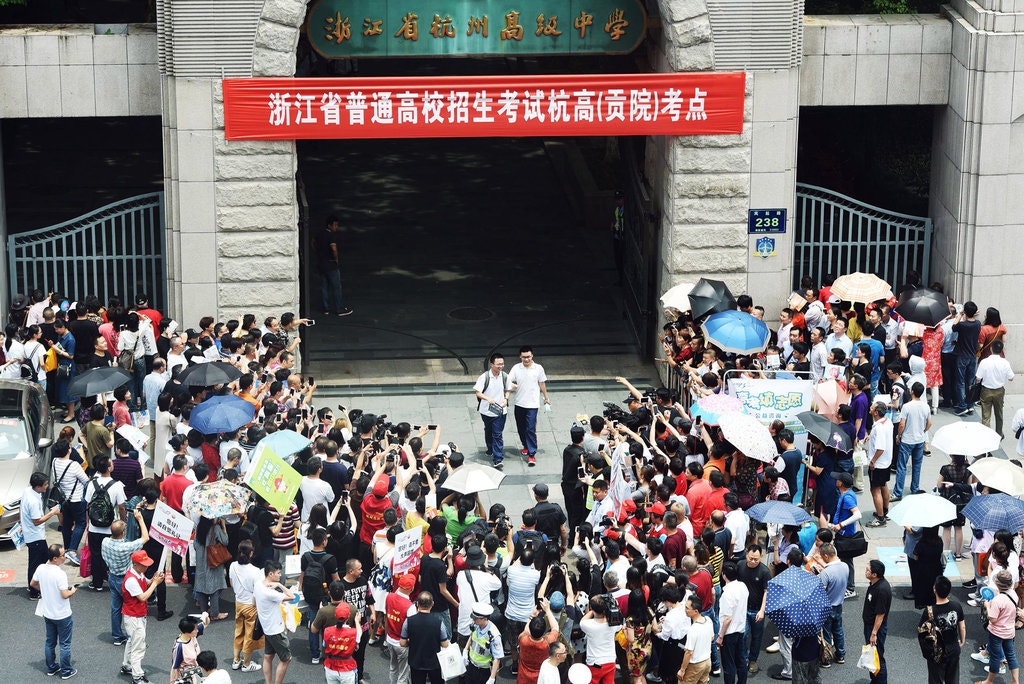 For Survivors of a 9-Hour Chinese Exam, a Door Opens to America