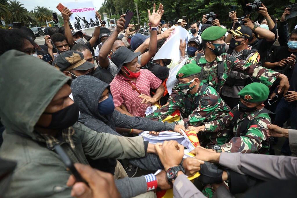 Indonesian General Is Killed in Rebel Ambush, Sparking Fears of Retaliation