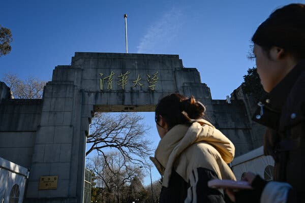 Universitas China Meroket dalam Peringkat Global, Sementara Universitas AS Terpuruk