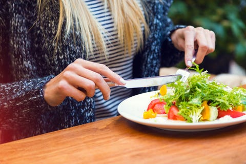 Pusing? Makanan dan Minuman Ini Bisa Jadi Senjata Usir Sakit Kepala