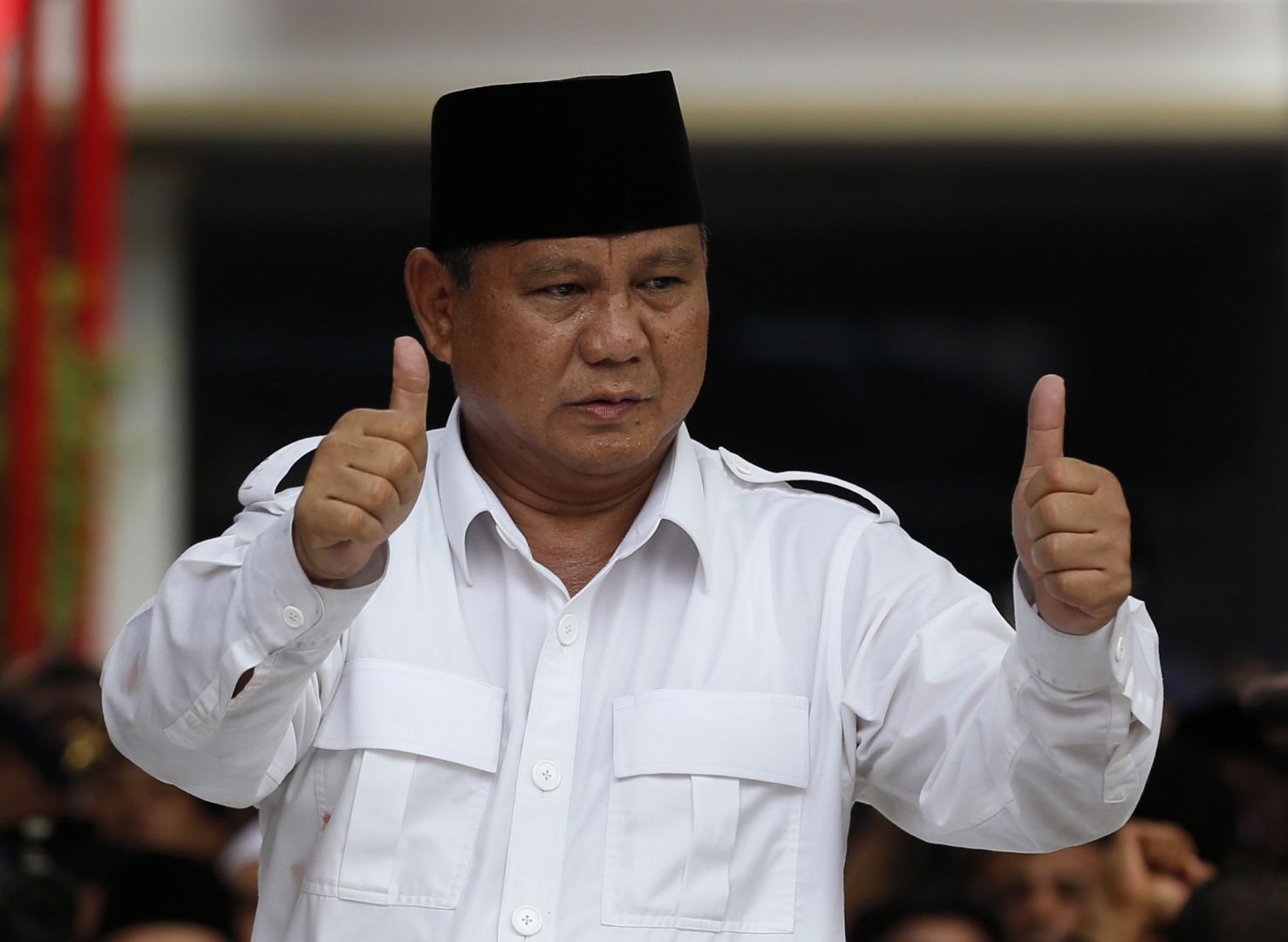 Prabowo Redam Massa yang Gaduh: Kalian yang Bicara atau Saya?

