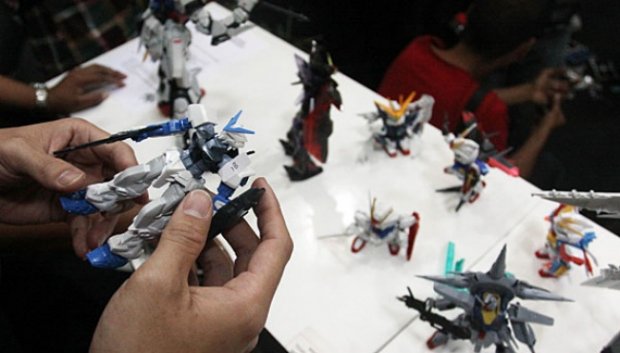 Robot Gundam, Bukan Mainan Biasa