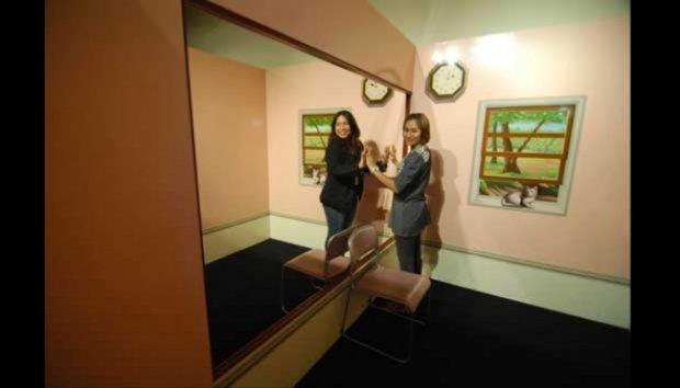 {FOTO2 KEREN} &gt;&gt; Seni 3 Dimensi Jepang di grand Indonesia