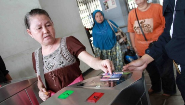 Sejumlah Stasiun akan Melakukan Uji Coba Sistem E-Tiket dan E-Gate