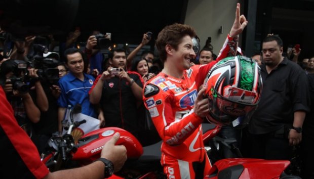 Nicky Hayden Berkendara Bersama Komunitas Motor Jakarta &#91;PIC 3 Sumber&#93;