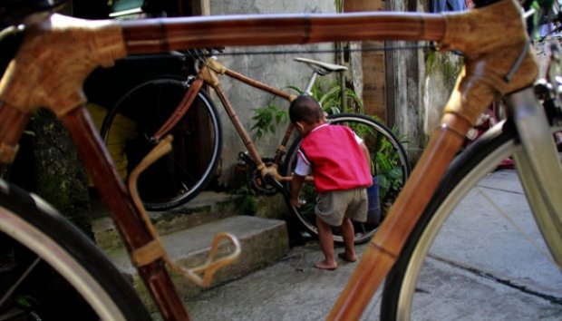 Pembuatan Sepeda Bambu dari Bandung