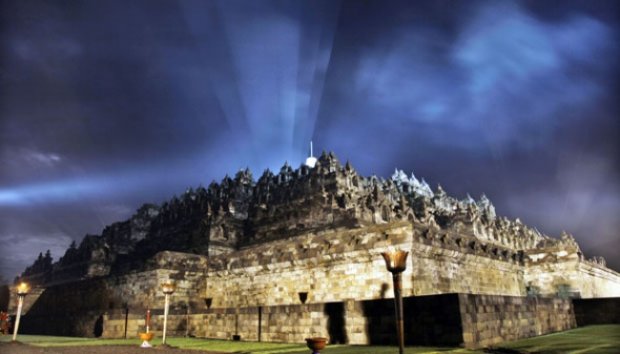 6 Candi Budha Paling Terkenal di Dunia