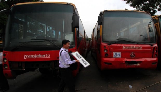 Gaji Belum Dibayar, Supir TransJakarta Mogok