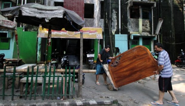 Warga Mulai Kosongkan Rusun Angke