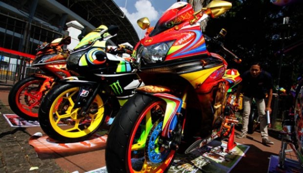 Kontes Modifikasi Kawasaki Ninja 250 R Pecahkan Rekor MURI