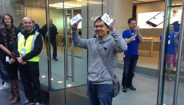 Jimmy Gunawan, WNI Pembeli iPhone 5S Pertama di Dunia 