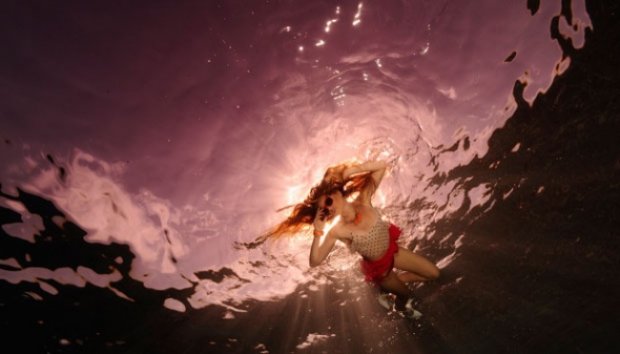 Melihat Pemotretan Underwater di Laut Merah