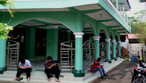 Stasiun Depok UI Dijaga Ketat