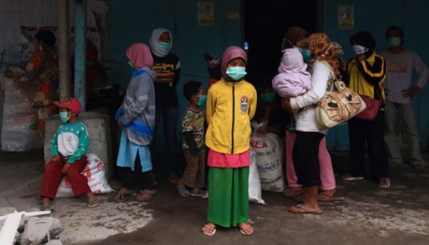 Lebih dari 20 Ribu Warga Mengungsi karena Erupsi Sinabung