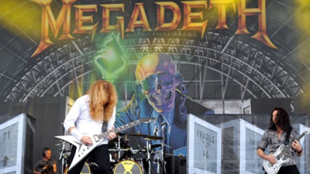 Gitaris Megadeth Ucapkan Selamat ke Jokowi