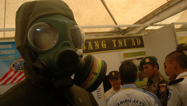 pt-pindad-targetkan-pendapatan-rp-2-triliun