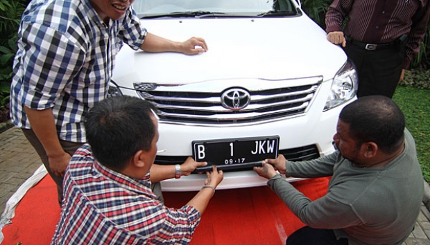 ░▒▓█ JOKOWI, TOLAK HADIAH MOBIL DARI PENDUKUNGNYA █▓▒░
