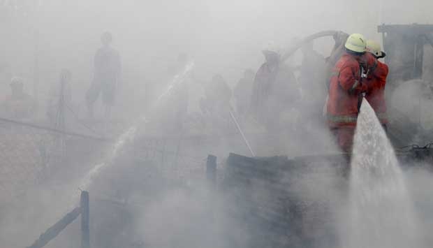 Gedung Jaya di Thamrin Terbakar, Lalin Menuju Monas Ditutup