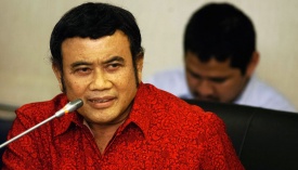 &#91; Disimak Baik-baik &#93;Cita-cita Rhoma Jika Jadi Presiden