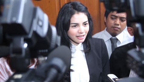 Nikita Mirzani Dituntut 5 Bulan Penjara 