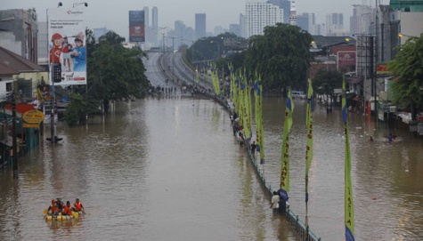 Relawan Tim SAR Banjir Tewas Tenggelam &#91;Banjir Jakarta&#93;