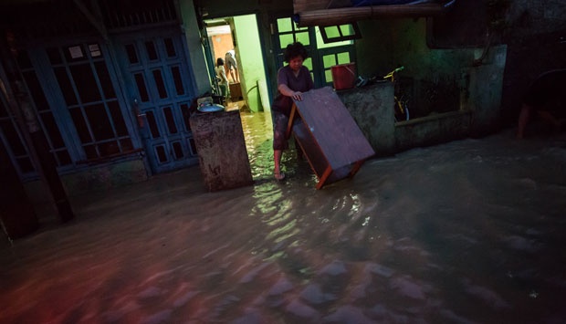 &#91;Siaga satu&#93; Jelang Imlek,Hujan Hujan Buat Jakarta Kembali Tergenang 