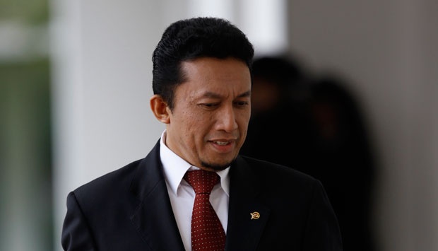 Meski Sepesawat, Tifatul 'Ngaku' Tak Kenal Fathanah