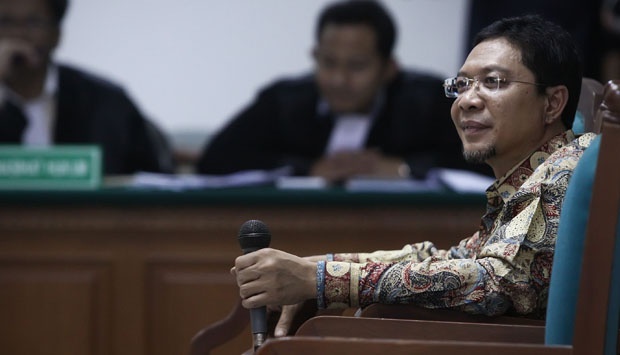 Begini Aksi Fathanah Curi Dokumen KPK 