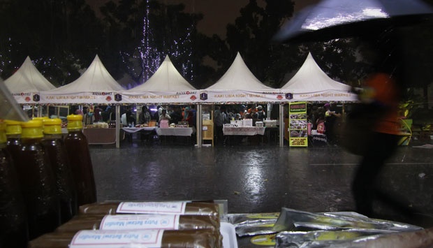 PRJ di Monas Mirip Kaki Lima Night Market